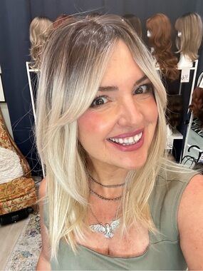 322 “the Amber” 16” Champagne Blonde Straight long Bob Women's Wig